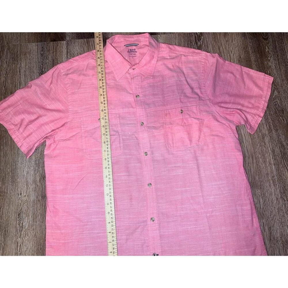 IZOD Saltwater Relaxed Classic Short Sleeve Bottom Down - Picture 2 of 4